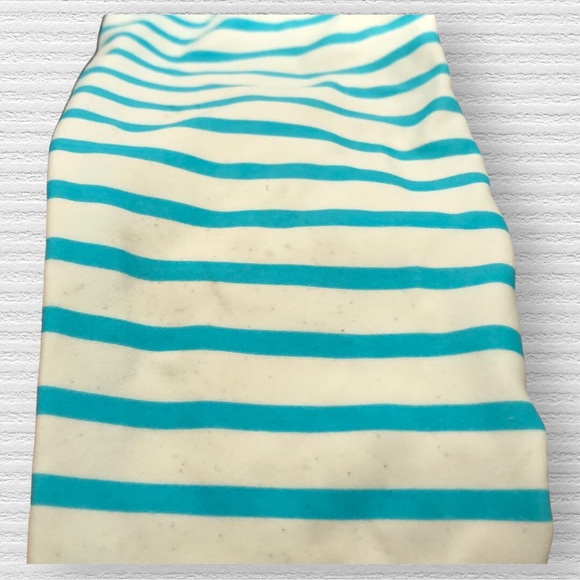 Ruffle Butts Rash Guard - Picture 4 of 4